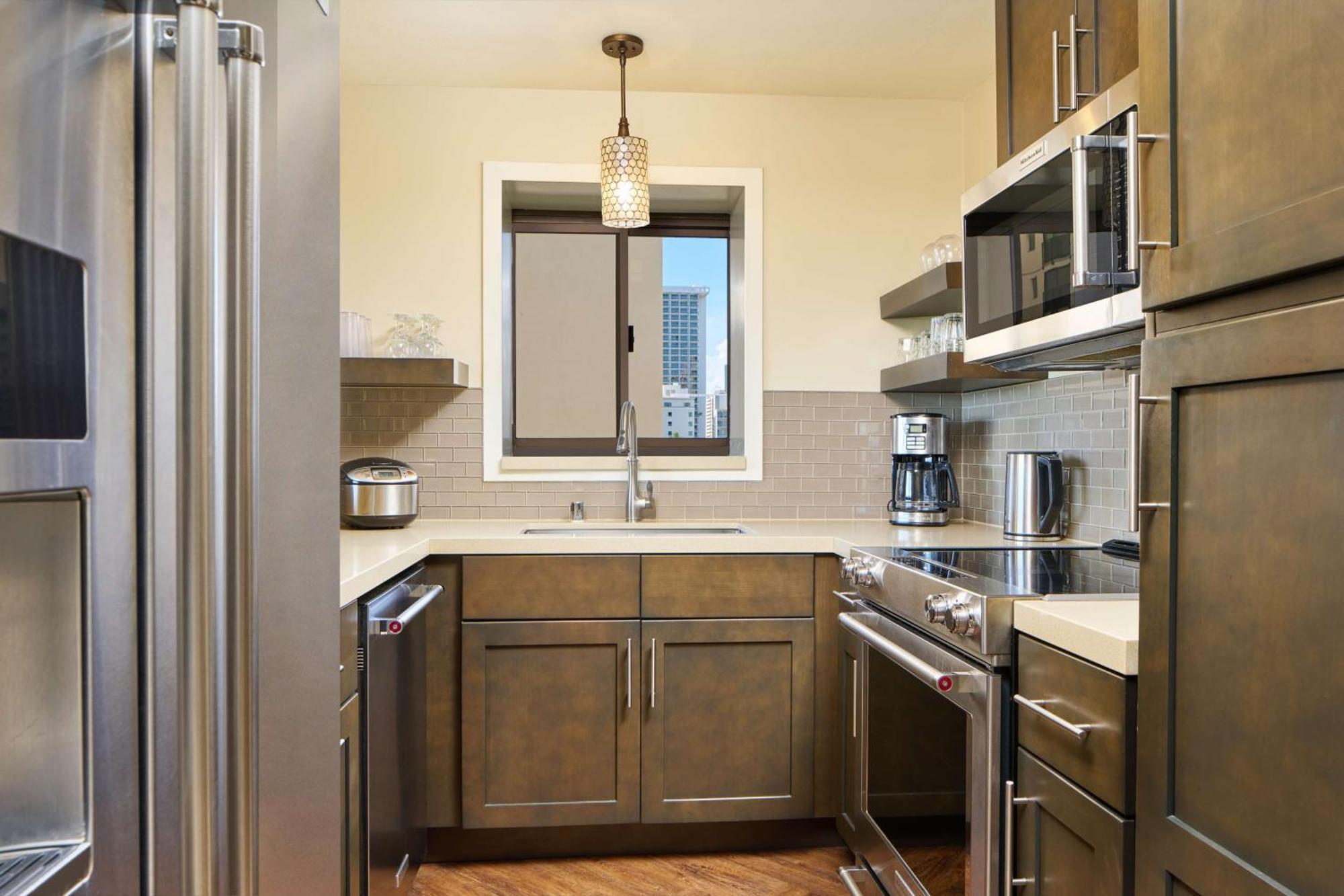 Aston Waikiki Beach Tower Honolulu Exterior photo A galley kitchen