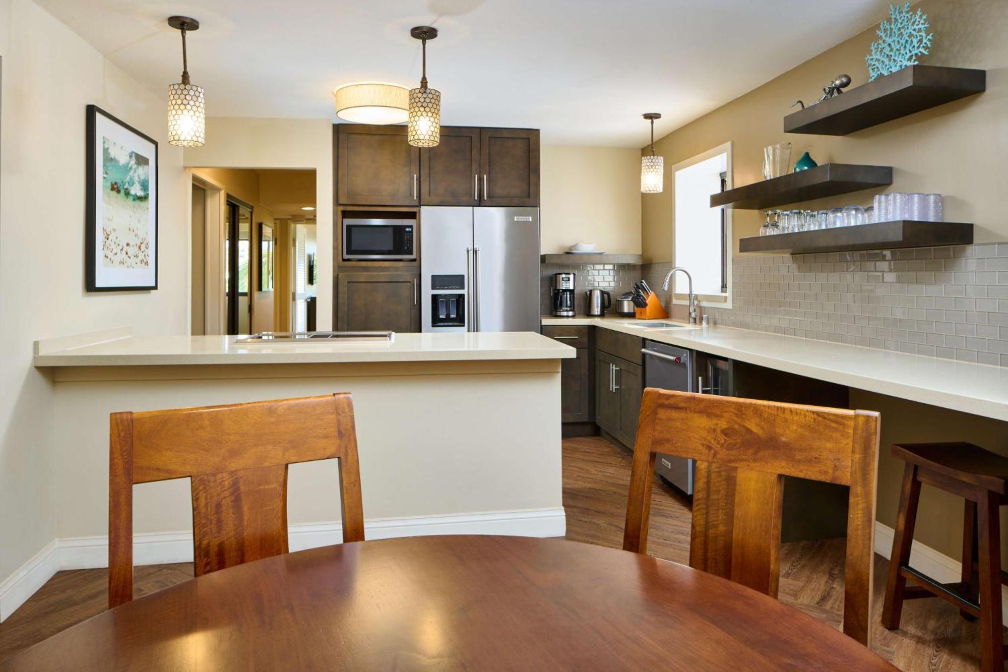 Aston Waikiki Beach Tower Honolulu Exterior photo A kitchen in a private home