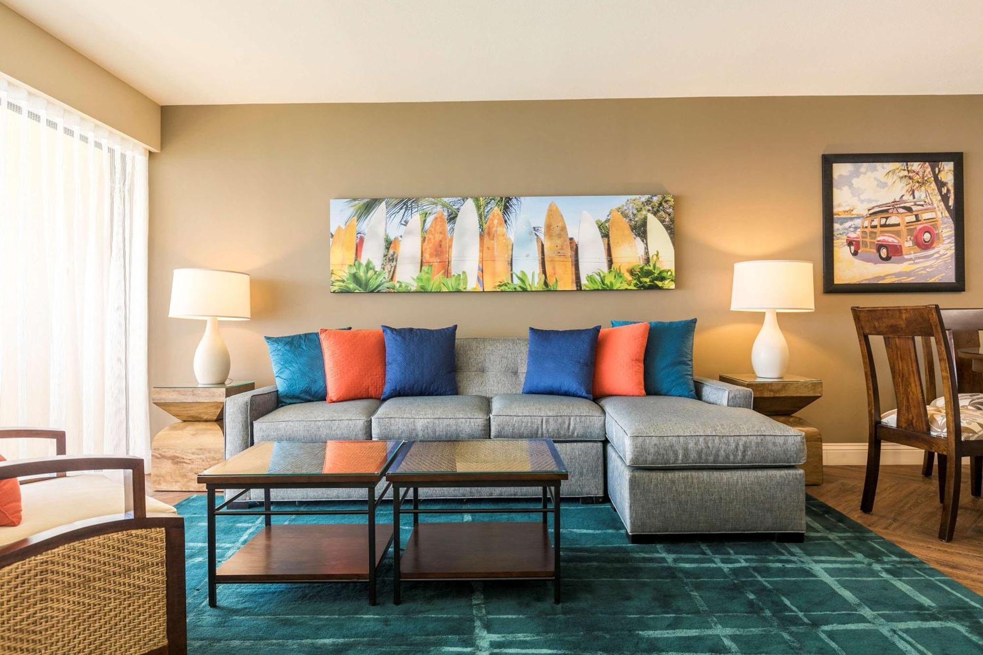 Aston Waikiki Beach Tower Honolulu Exterior photo Living room