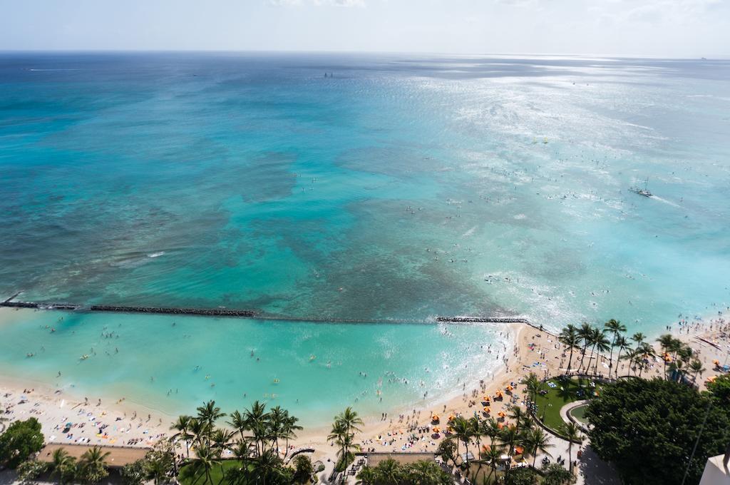 Aston Waikiki Beach Tower Honolulu Exterior photo View of the beach at the Royal Hawaiian Hotel